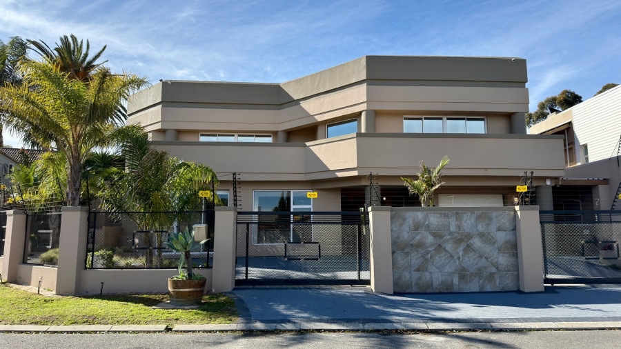 3 Bedroom Property for Sale in Olive Grove Western Cape